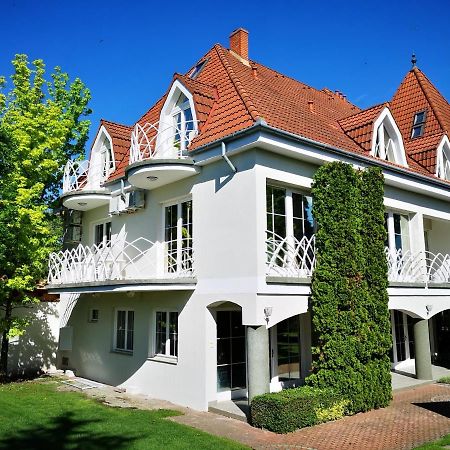 Gyorfi Apartmanhaz 자르마디 외부 사진