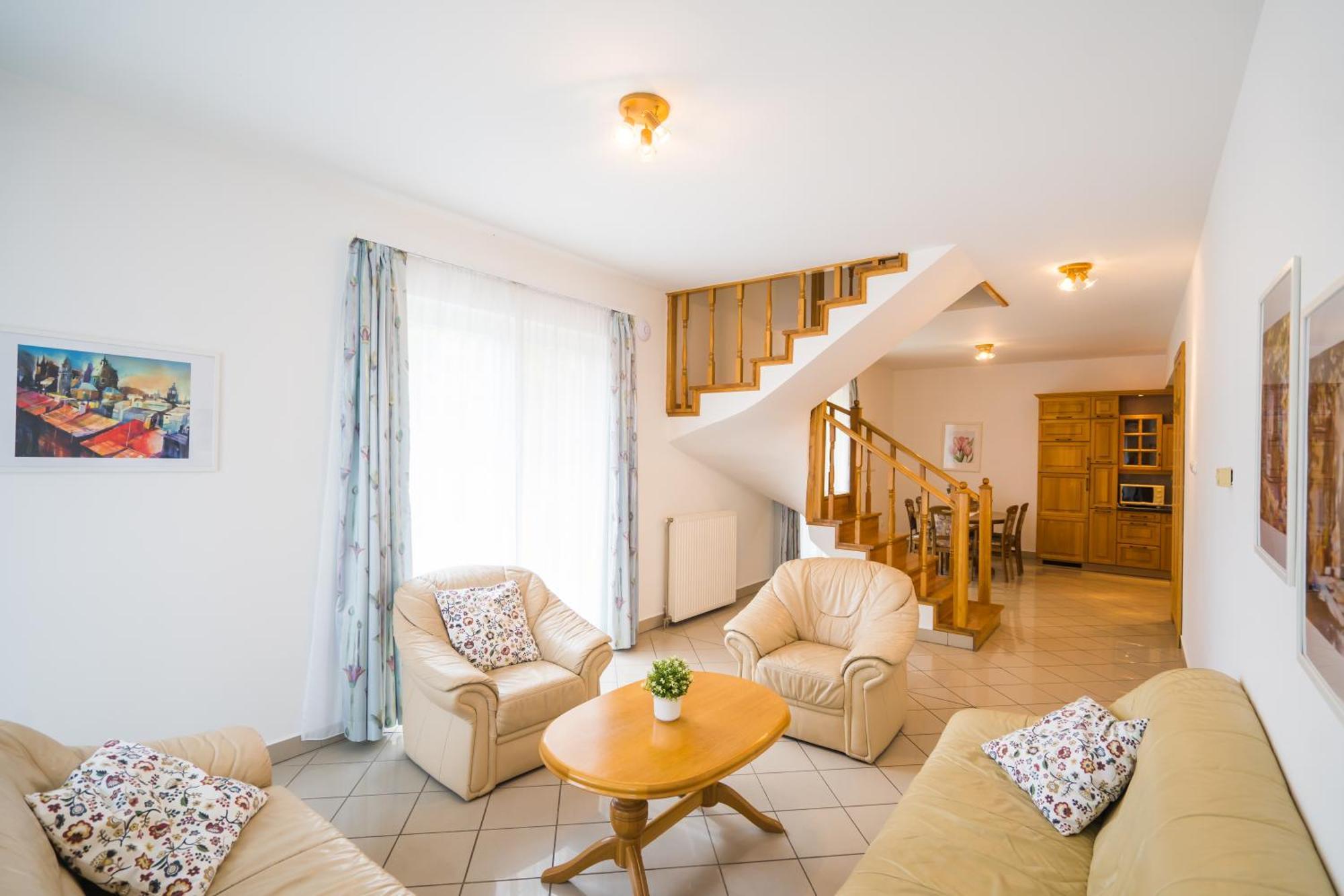 Gyorfi Apartmanhaz 자르마디 외부 사진