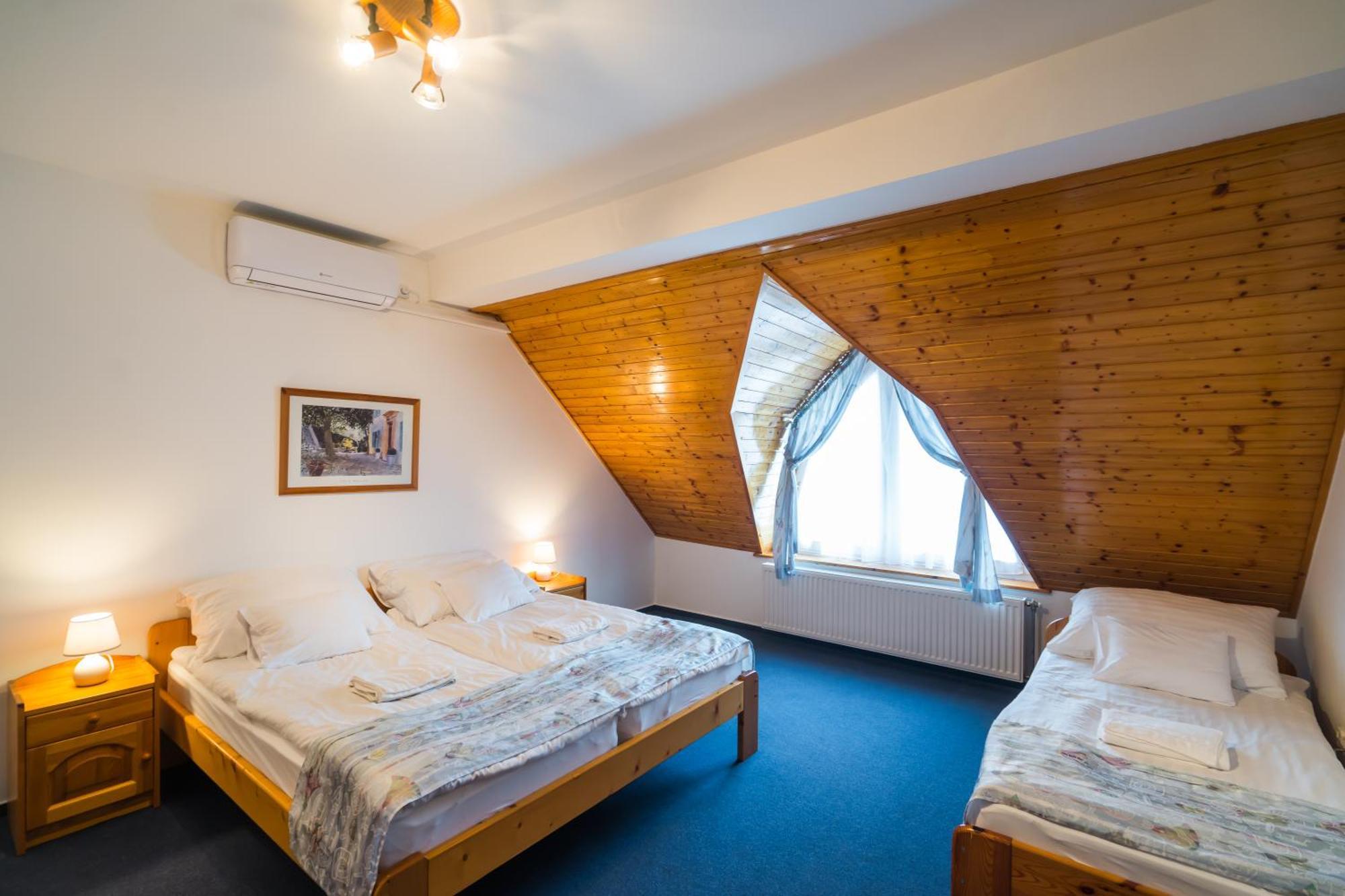 Gyorfi Apartmanhaz 자르마디 외부 사진