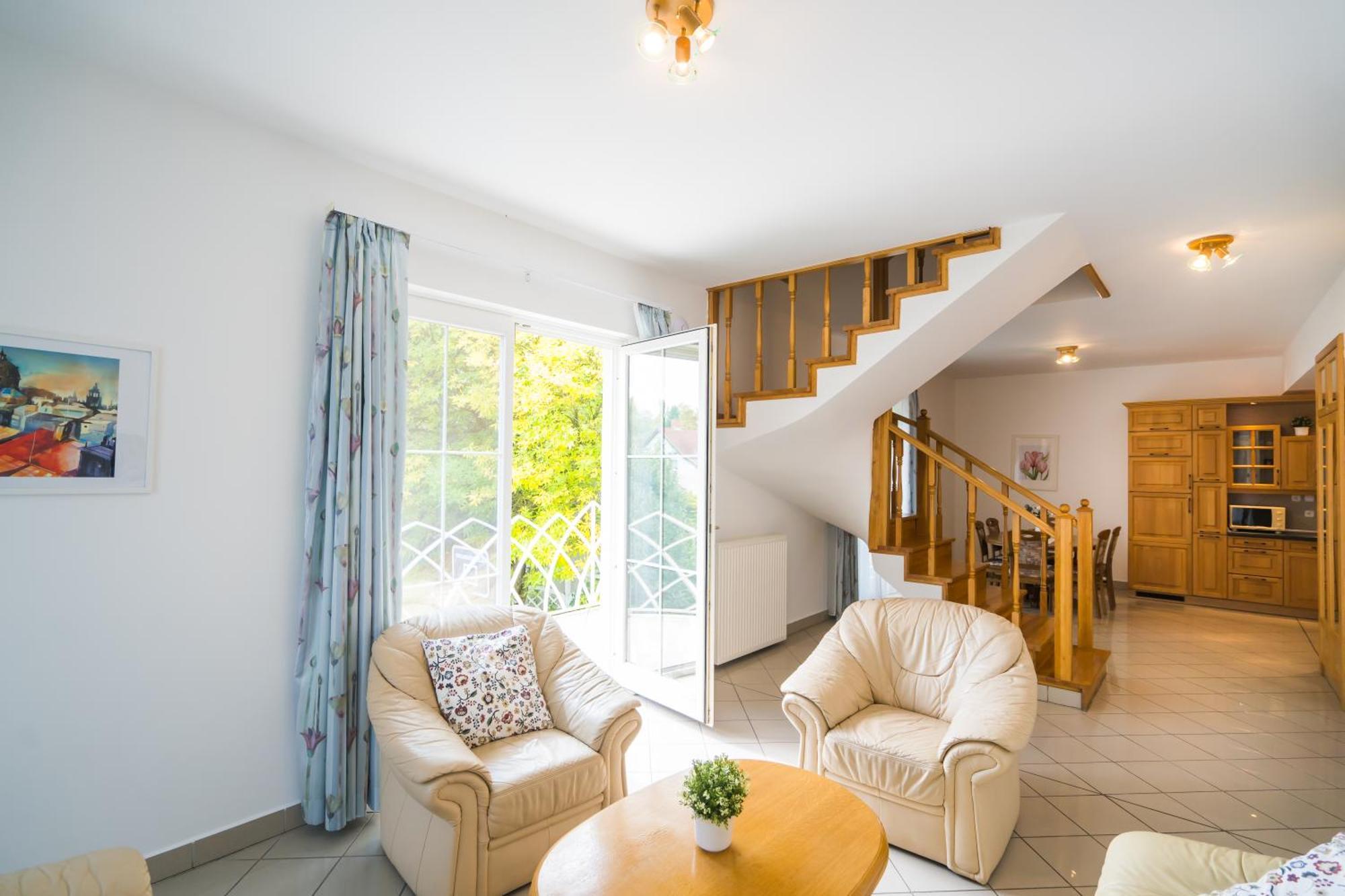 Gyorfi Apartmanhaz 자르마디 외부 사진
