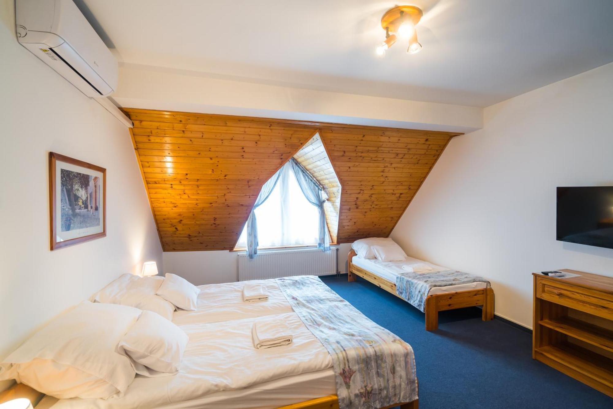 Gyorfi Apartmanhaz 자르마디 외부 사진