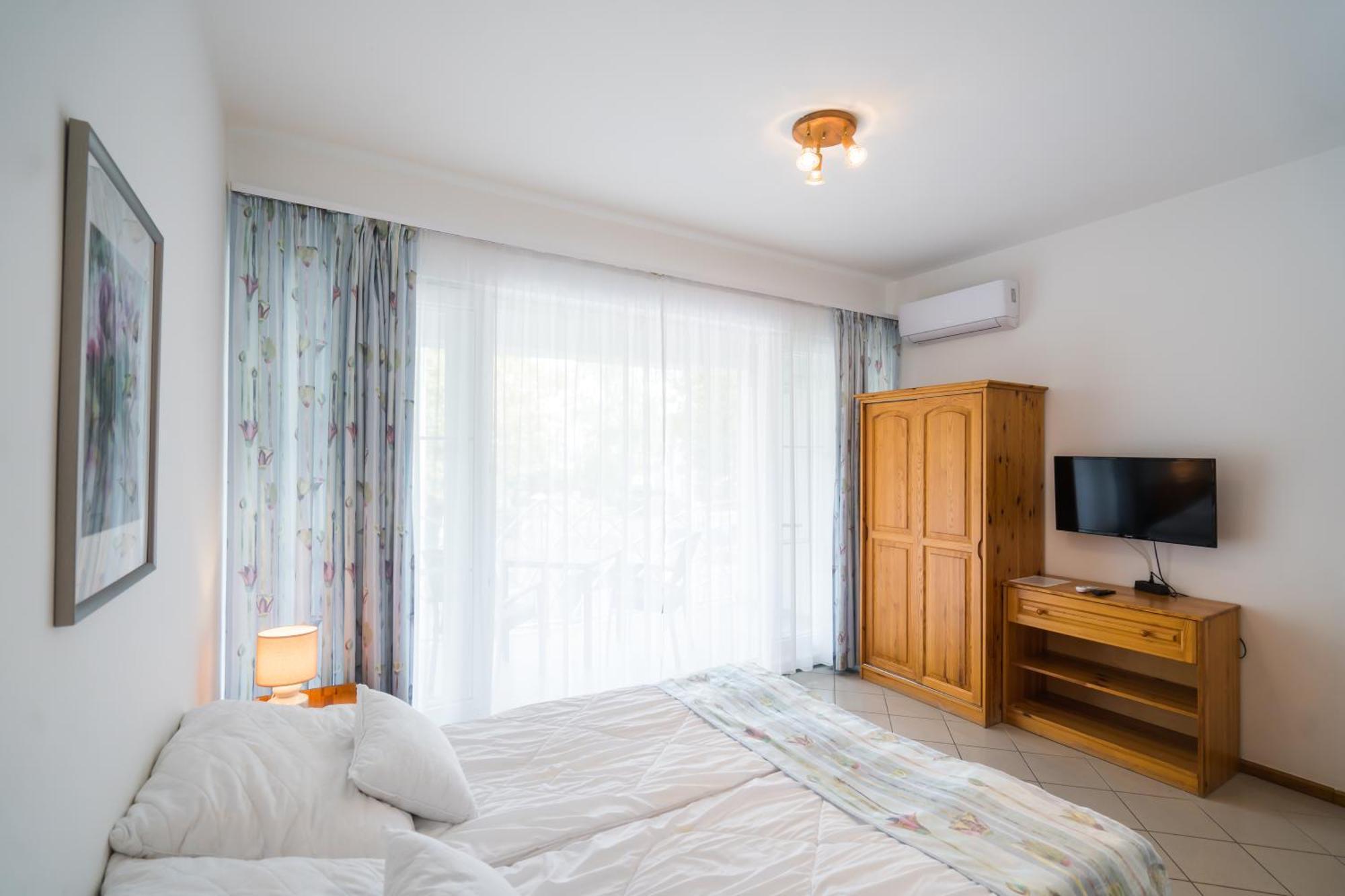 Gyorfi Apartmanhaz 자르마디 외부 사진